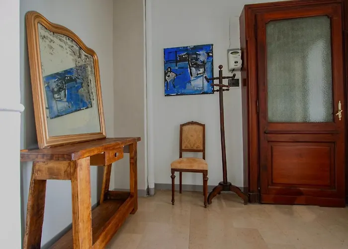 Casa D'artista - Charming + Parking Appartamento *