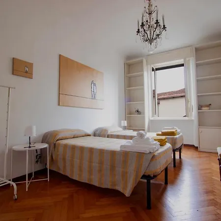Apartment Casa D'artista - Charming + Parking Turin